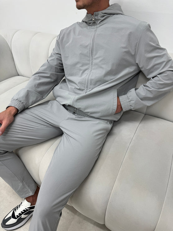 Essential Tech Tracksuit - Grey
