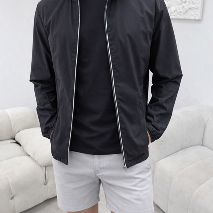 Monochrome Windbreaker (lightweight) - Black