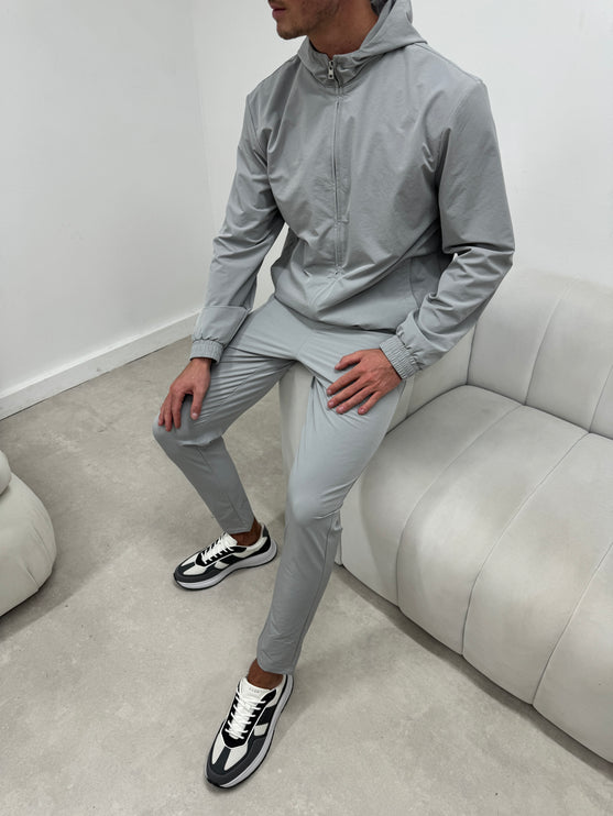Essential Tech Tracksuit - Grey