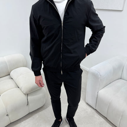 Essential Tech Tracksuit - Black