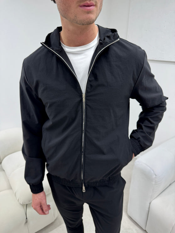 Essential Tech Tracksuit - Black