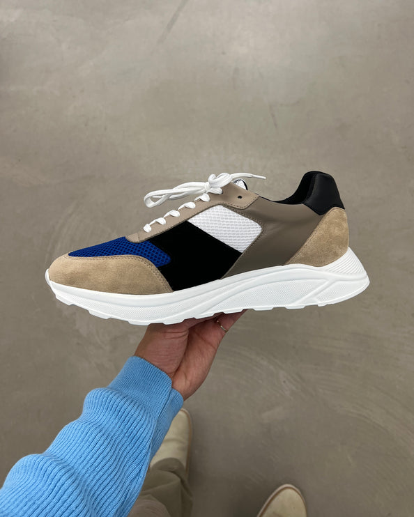 CAVERN CORNER X WARÉN LIU RUNNER - ROYAL BLUE